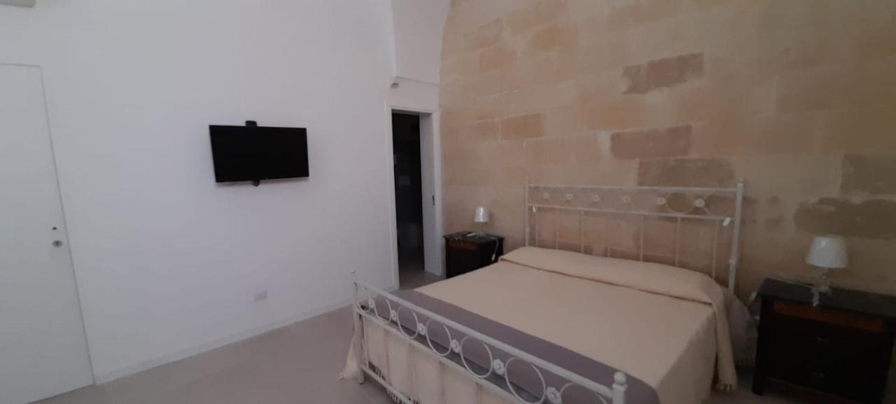 Casa Vacanze Laura S/C Lecce Extérieur photo